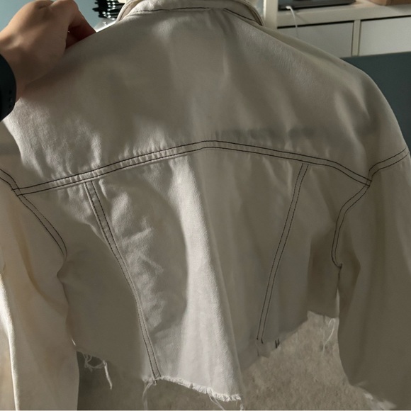 White Cropped Jean Jacket - Picture 4 of 4